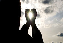 2025年开庭公告网上查询（2025年输入姓名查询个人欠款）